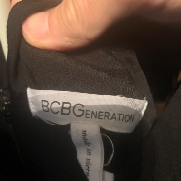 Bcbg generation black flutter sleeve mini dress. Worn a few times‎ - Picture 3 of 4